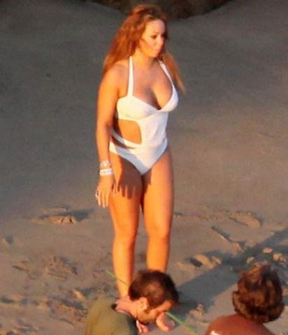Imprensa critica roupa de Mariah Carey