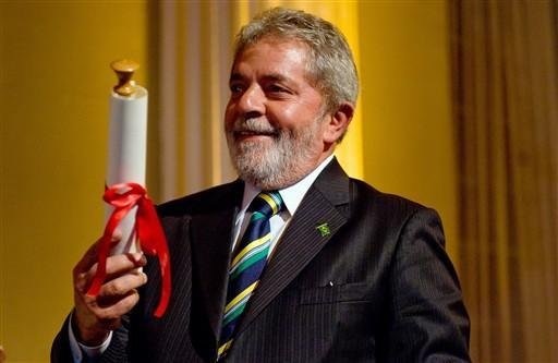 Presidente do Brasil recebeu pr&ecirc;mio de estadista do ano