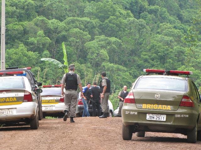 Capit&atilde;o: pol&iacute;cia mant&eacute;m cerco a assaltantes de ag&ecirc;ncia banc&aacute;ria