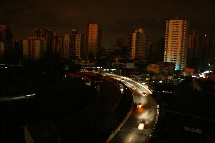 Energia el&eacute;trica &eacute; retomada em alguns munic&iacute;pios