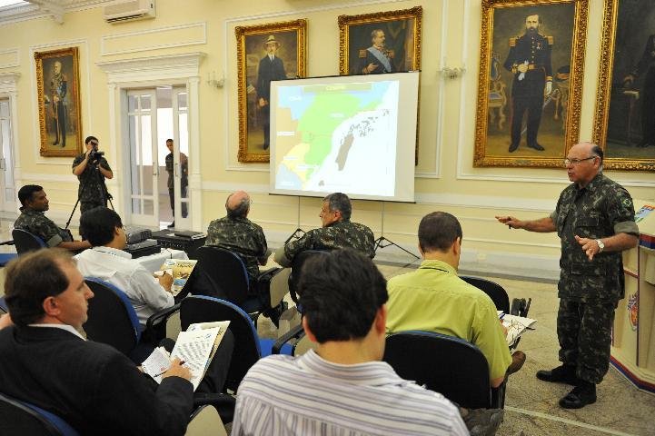 Em tempos de apag&atilde;o, ex&eacute;rcito simula guerra por energia