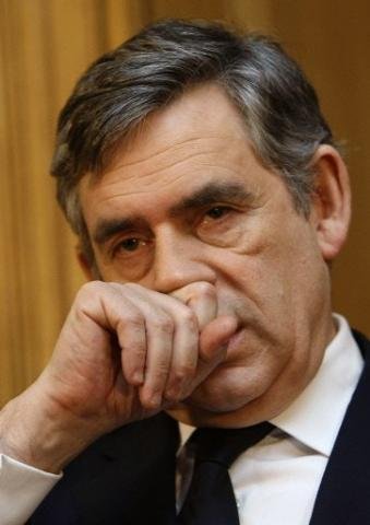 Gr&atilde;-Bretanha anuncia endurecimento contra imigrantes n&atilde;o-europeus