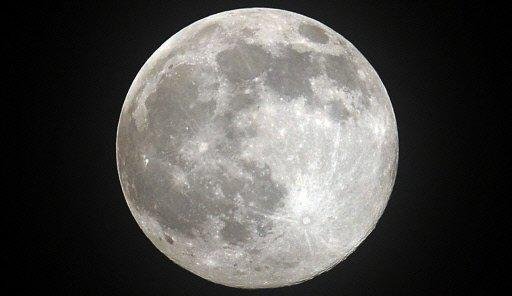 Nasa descobre importante quantidade de &aacute;gua na Lua