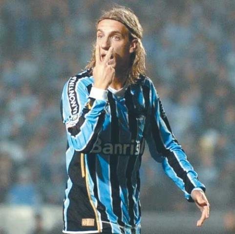Gr&ecirc;mio vai com cautela para o confronto contra o Cruzeiro