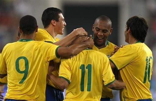 Brasil vence a Inglaterra
