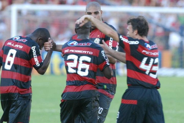 Flamengo vence N&aacute;utico e assume a vice-lideran&ccedil;a