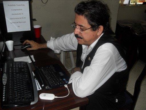 Zelaya pede adiamento de elei&ccedil;&otilde;es em Honduras