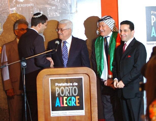 L&iacute;deres religiosos estiveram presentes na prefeitura