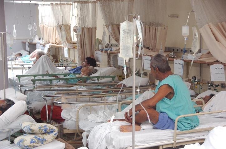 Nesta segunda-feira, 125 pacientes aguardavam atendimento no local