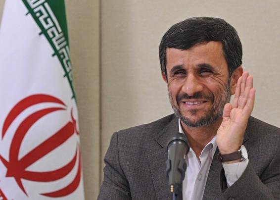 Ahmadinejad visita aliados na Bol&iacute;via e na Venezuela