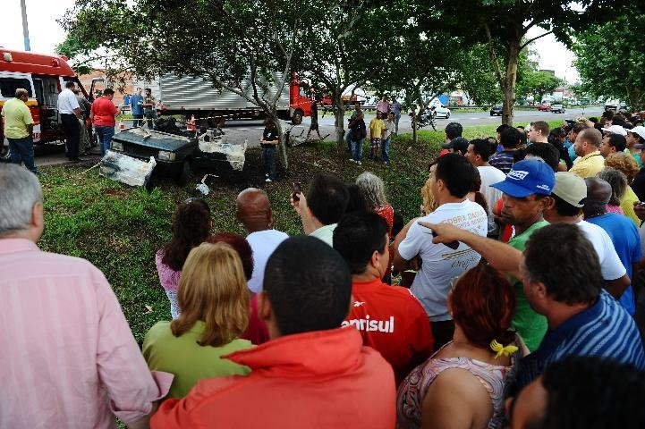 Tr&ecirc;s mulheres morreram carbonizadas em acidente hoje, na BR-116 