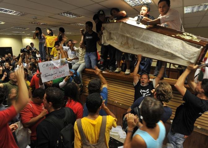 Manifestante protestam na C&acirc;mara do DF