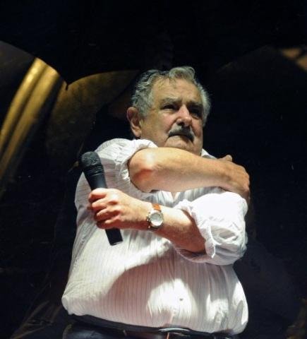 Mujica foi eleito presidente do Uruguai no domingo