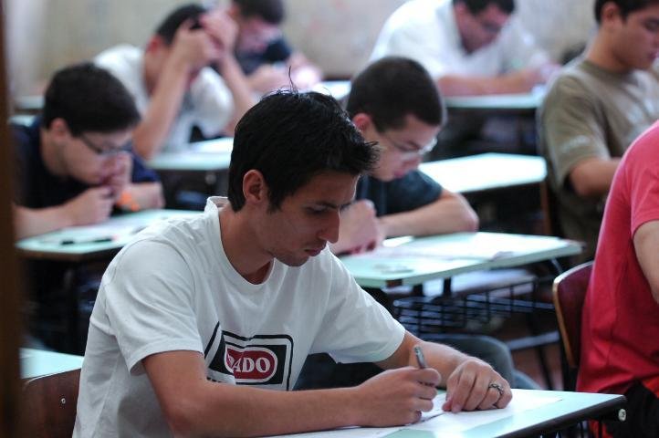 Insituto de Educa&ccedil;&atilde;o, em Porto Alegre, foi um dos locais de prova do Enem