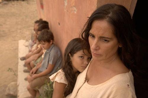 Gl&oacute;ria Pires diz que filme de Lula n&atilde;o &eacute; eleitoreiro