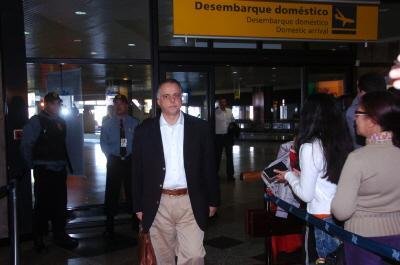 Piffero e Carvalho se encontrar&atilde;o com Fossati no Hotel Shereton, de Montevid&eacute;u