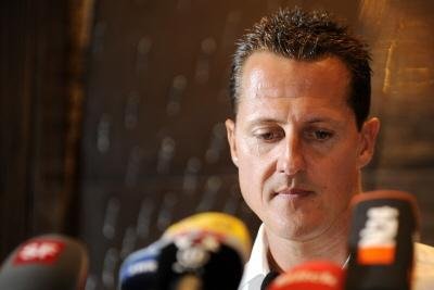 Mercedes vai propor para Schumacher pilotar em 2010