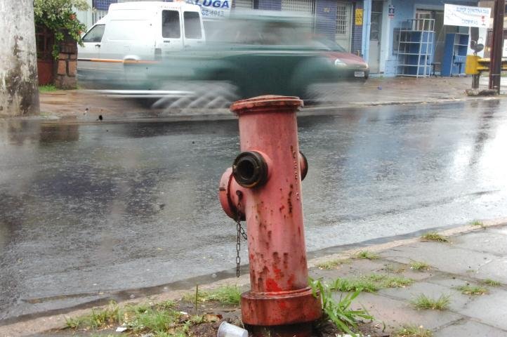 Pelo menos 20% dos hidrantes da Capital s&atilde;o alvo de vandalismo