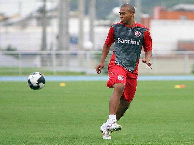 Inter afirma ter recusado proposta por Walter