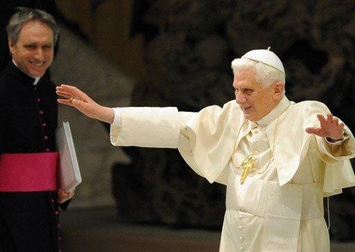 Papa ataca experi&ecirc;ncias gen&eacute;ticas, eutan&aacute;sia e casamento gay