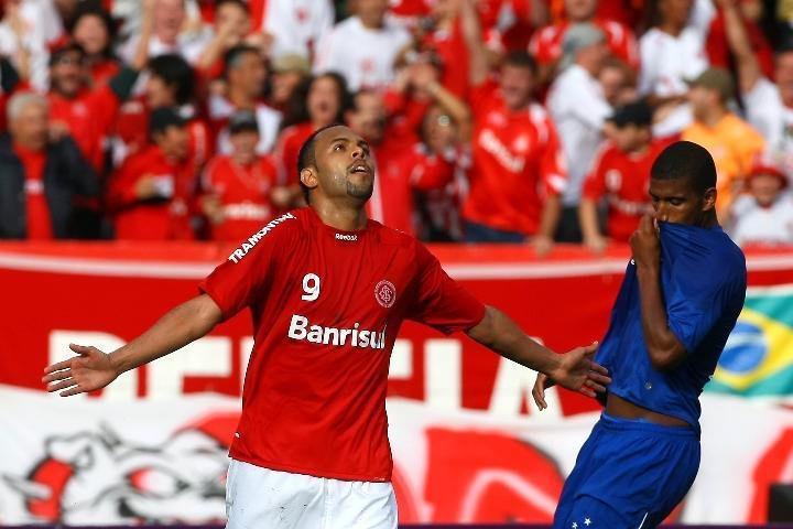 Atacante do Inter e seu irm&atilde;o realizam partida neste s&aacute;bado, em Agudos