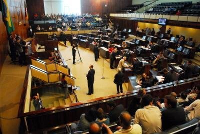 70% dos deputados estaduais ga&uacute;chos tentar&atilde;o a reelei&ccedil;&atilde;o em 2010
