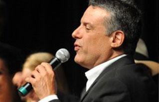 Estado de sa&uacute;de de F&aacute;bio Barreto &eacute; extremamente grave, diz m&eacute;dico