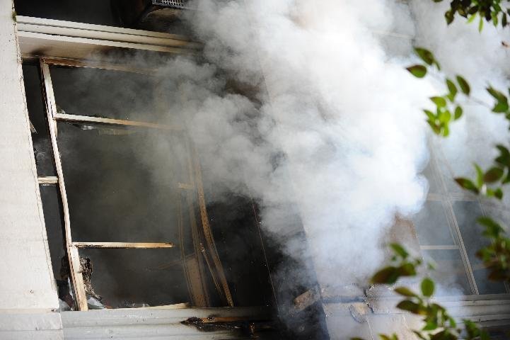 Chamas destru&iacute;ram parte do pr&eacute;dio