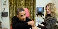 Obama toma vacina contra gripe suína