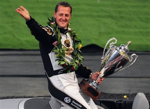 Mercedes anuncia Schumacher como novo piloto