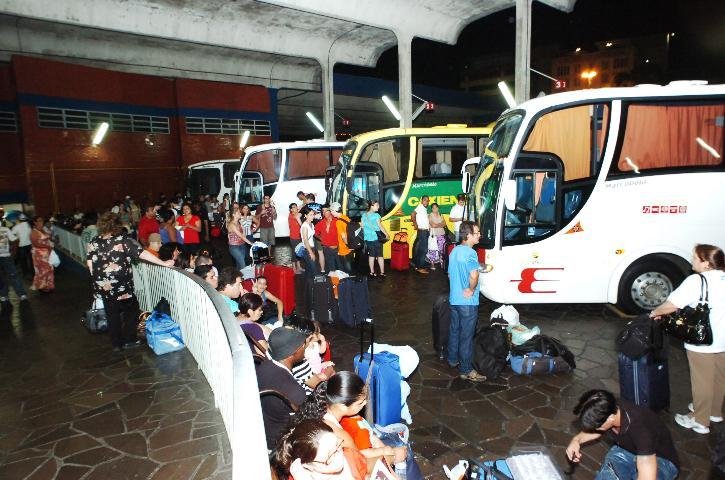35 mil deixam Porto Alegre pela Rodovi&aacute;ria no feriado de Natal