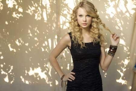 Taylor Swift e Beyonc&eacute; v&atilde;o cantar no Grammy