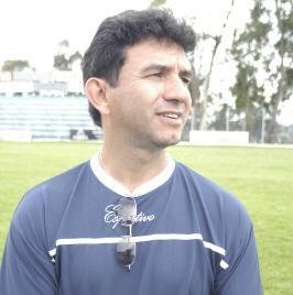 Ga&uacute;cho Guilherme Macuglia assumir&aacute; o N&aacute;utico em 2010