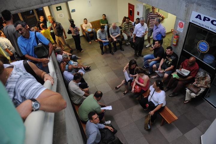 Propriet&aacute;rios de armas t&ecirc;m at&eacute; quinta para fazer registro na PF