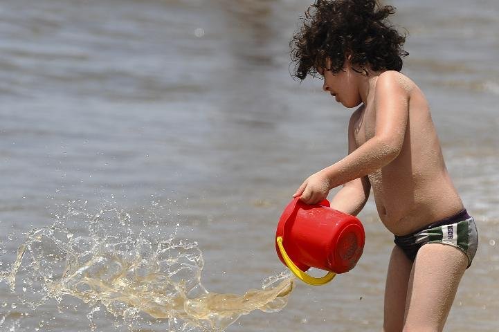Temperaturas podem passar dos 36&ordm;C nesta ter&ccedil;a-feira