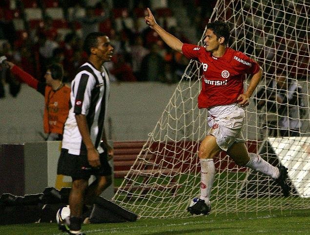 Para o Inter, 2010 ser&aacute; o ano de Edu
