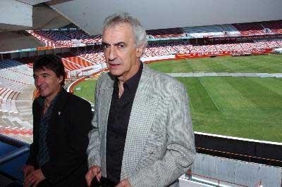 Fossati &eacute; eleito segundo melhor t&eacute;cnico da Am&eacute;rica