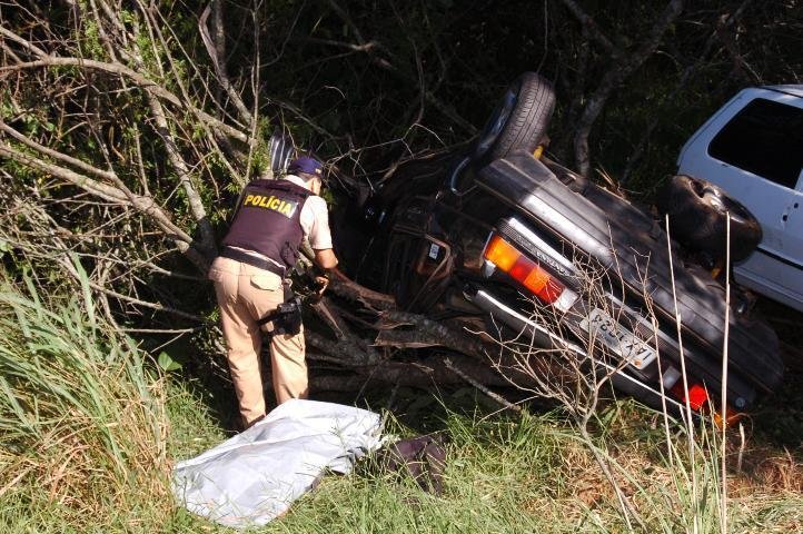 Acidente na freeway provoca s&eacute;tima morte nas estradas ga&uacute;chas no feriad&atilde;o