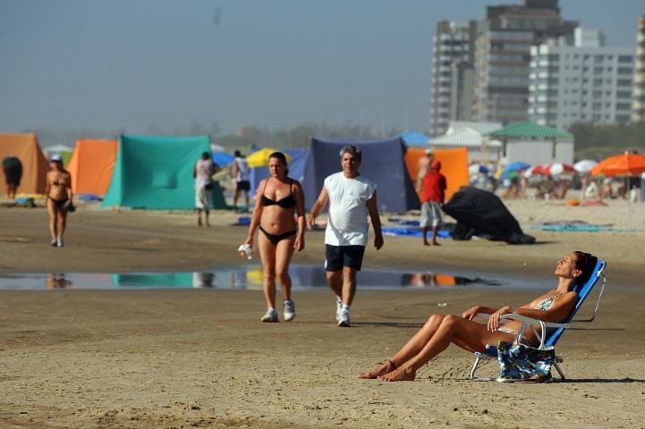 S&aacute;bado &eacute; ensolarado no Litoral Norte do Estado
