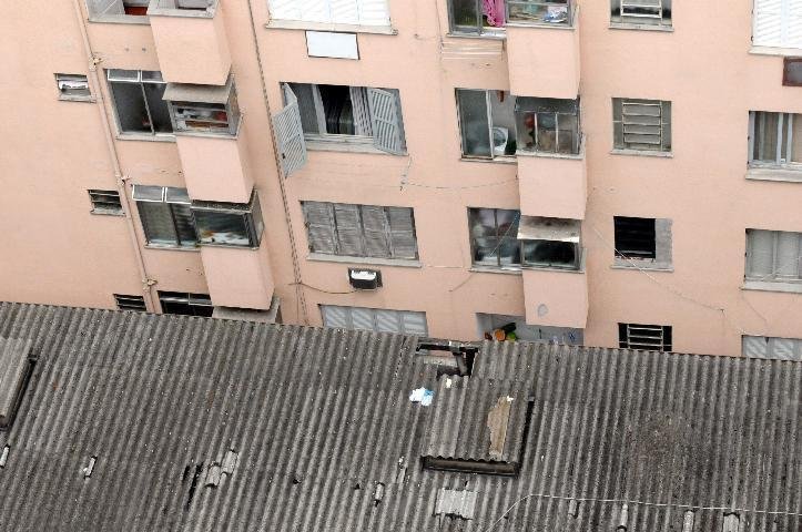Pai e filha morreram ap&oacute;s queda do 12&ordm; andar de pr&eacute;dio