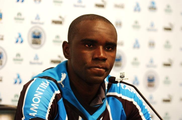 Hugo foi apresentado no Gr&ecirc;mio
