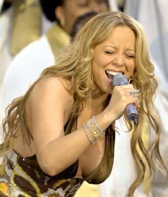 Mariah Carey recebe pr&ecirc;mio por seu novo filme
