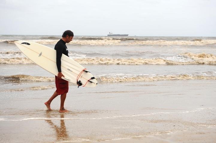 Tarde teve tempo nublado e vento no Litoral Norte