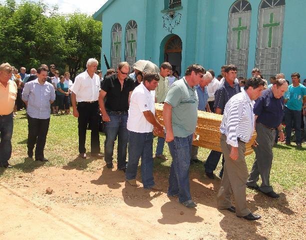 Corpo de vice-prefeito de Agudo &eacute; sepultado 