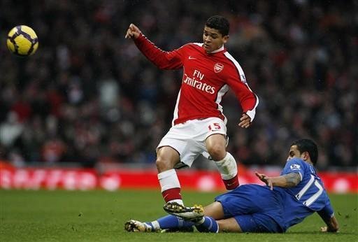 Arsenal apenas empata com o Everton em casa