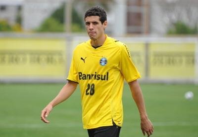 Maylson &eacute; um dos estreantes na pr&eacute;-temporada gremista