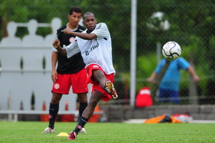 Mathias: &ldquo;Estou muito abaixo do meu rendimento&rdquo;