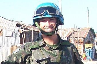 Tenente Bruno morreu no terremoto do Haiti