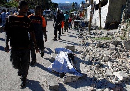 Maior pris&atilde;o do Haiti desaba e alguns presos fogem, diz ONU