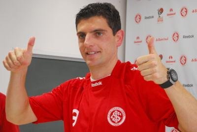 Bruno Silva: "Estou com gana de jogar um Gre-Nal"